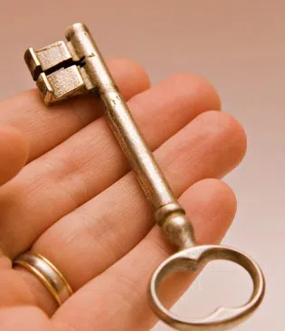 Logan Locksmith Shop Caledonia, WI 262-235-3325 - copy-key